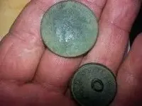 coin & button.webp