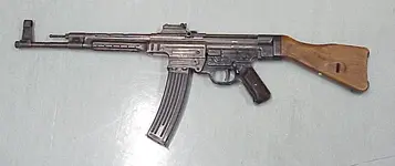Sturmgewehr_44.webp