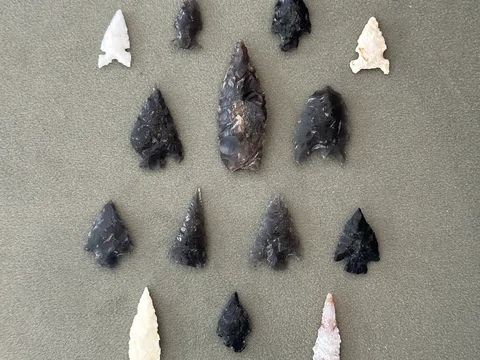 Found Lots of Arrowheads Today! by oldmxrat