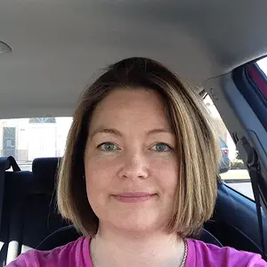 Right after the stylist MELTED OFF my long hair! IDIOT! 01/2014