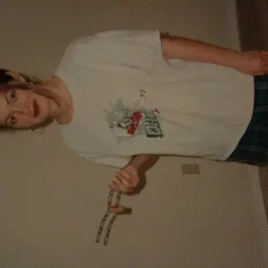 1997 - Tampa, FL - Moving day, everything packed and needing a glass of wine! So, I MacGyver'd a cork screw with all I could find... A drill, a screw 