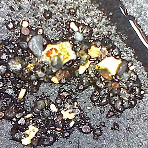 100x magnified beach gold