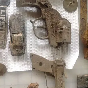 image 3548472740

Toy Cap Guns and Metal Car
