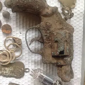 image 2344731404

Toy Metal Cap Gun