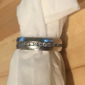 Not too shabby of a find. At least I got a ring!