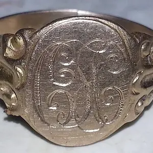14k insignia ring