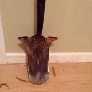 Close up of shovel again