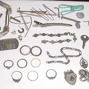 AUG.25TH HUNT MISC. & TRASH