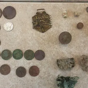 20150828 182712  Killgore Farm  3 hr.  Shield Nickle, 5 wheats  1916, 32, 41, 44, & 52D, also an Euclid watch fob.  $0.84 total