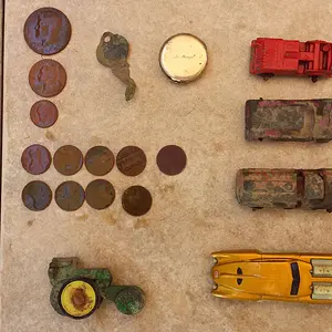 20150905 155301  Grey House on Hallauer Rd.  1 wheat date  ?? and 1 gold watch  5 hrs  $0.94
