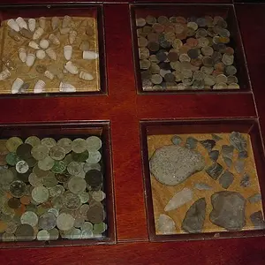 UPPER LEFT - CIVIL WAR STUFF
UPPER RIGHT- BUFFALOS...Vs...AND A FEW SHIELDS
LOWER LEFT - COPPERS...COLONIALS AND LCs
LOWER RIGHT INDIAN STUFF