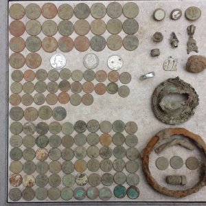 20151024 161035  Pennfield Ball Park & Honey Hole.  Notables 1945 Quarter, 2 wheats 1940 & 44D, and a Ring made from a coin.  5 hrs  $11.78