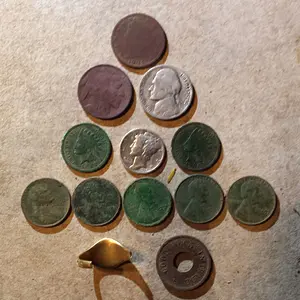 20151106 172244  Jim's house Notables  Jim's house 1939D Merc,1942P Nickle, 1904 V Nickle, 1929 Buffalo, 1888 & 1900 IHPs, 5 wheats 1916, 40x2. 41. & 