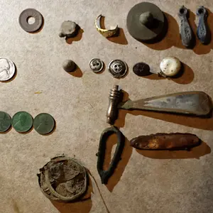 20151106 171923  Jim's house 1939D Merc,1942P Nickle, 1904 V Nickle, 1929 Buffalo, 1888 & 1900 IHPs, Gold Ring, Token, 5 wheats 1916, 40x2.41. & 55.  