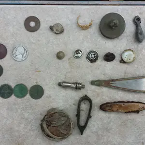 20151106 171704  Jim's house 1939D Merc,1942P Nickle, 1904 V Nickle, 1929 Buffalo, 1888 & 1900 IHPs, Gold Ring, Token, 5 wheats 1916, 40x2.41. & 55.  