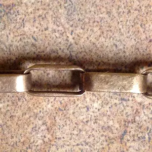 18Kt Gold Chain, about 4" long