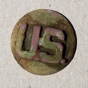 20160424 US military pin found in Memphis with the E-TRAC.