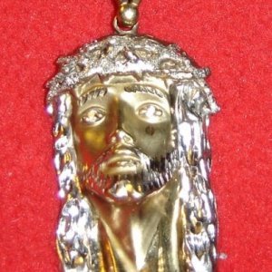 PENDANT 14K - FOUND WITH HEAVY 417 CHAIN - PIC IS SMALLER THAN ACTUAL SIZE (FRESH WATER) OUT DEEP