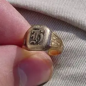 1928 10K CLASS RING - SALTWATER (CT)