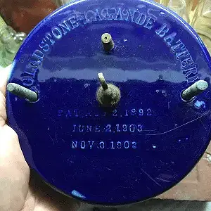 Gladstone-Lalande early battery cell (c. 1910).