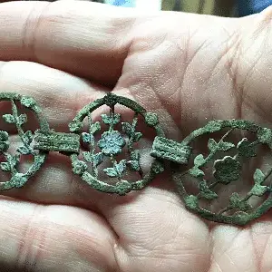 Woman's Victorian sweater clasp or chain (c. late 1800s).
