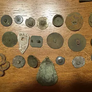 Buttons   Backs, Buckle