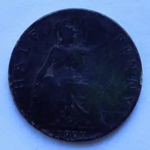 sunday 25/09/16

condition = mint with nice patina
1907 half penny