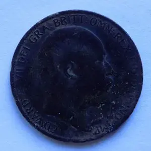 sunday 25/09/16

condition = mint with nice patina
1907 half penny