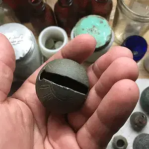 crotal bell bottom