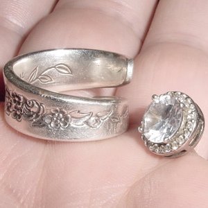 SILVER RING - SILVER STUD