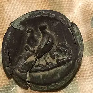 Hunting button