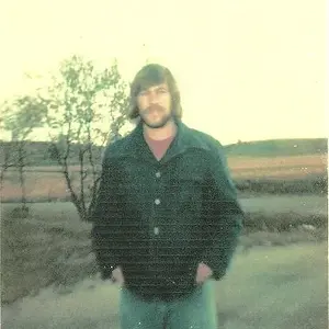 Roger 002 me in my 30's