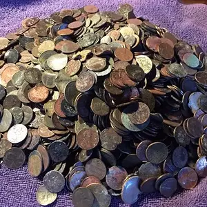 bent/corroded coins
Found metal detecting
2012-2018