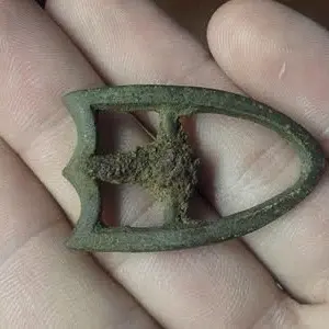 shield buckle