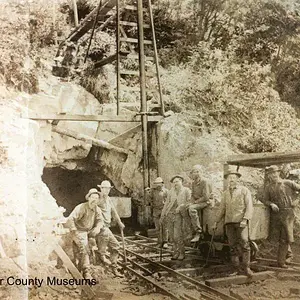 Horseshoe Bar Diversion Tunnel being built