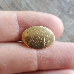 1760-1780 Gold Cufflink