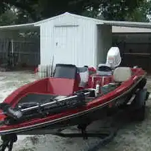 old bass boat