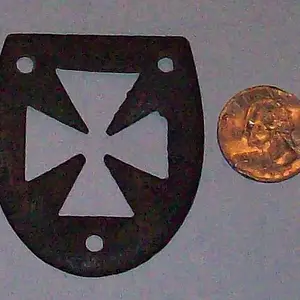 Heel from 1923 site - Heel from 1923 Site. Masonic, or Knights Templar?
If you really know, e-mail me.

           D.I.N....Clayton Ramey
