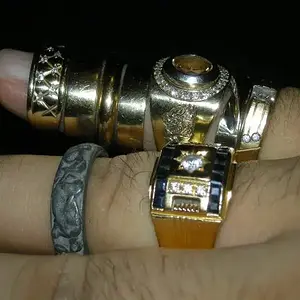 Beautiful group - A nice little group of rings