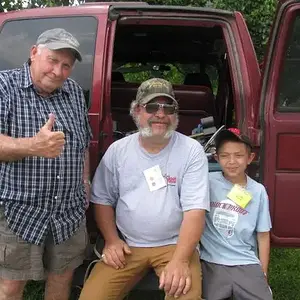 Monty, Jeff (Stoney56), and Jacob at a seeded hunt May '09!