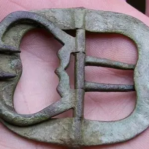 colonial shoe buckle back