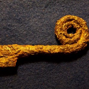 SEPT 28 CELLAR HOLE colonial key