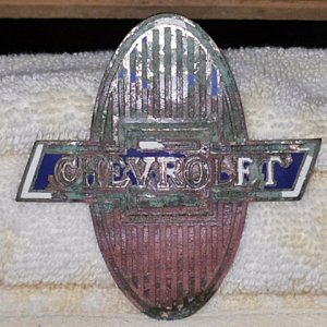 Columbus Hunt - 1932 Chevrolet Emblem