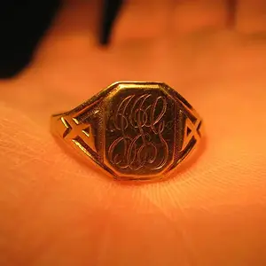 14k gold Signet ring beach water hunt...