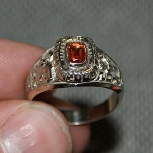 FLORIDA 10k CLASS RING - FOUND AND RETURNED
(CZ21)