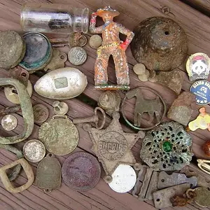 10 2011 FINDS