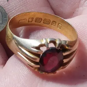 OLD GOLD - 1888 -BLOOD RUBY - 22K 
(CZ21)