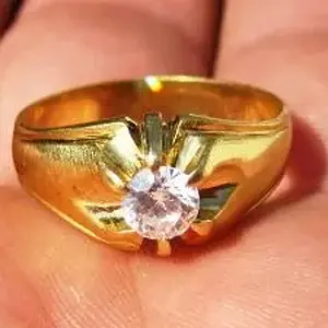 BEAUTIFUL MENS DIAMOND RING FOUND DOWN IN DOM.REP.