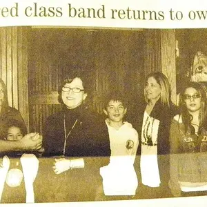 RETURNED CLASS RING TO FAMILY - GENTLEMEN WAS IN THE HOSPITAL AND COULD NOT BE THERE