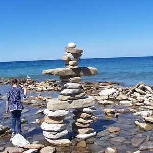 Inukshuk.